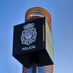 TOTEM POLICIA NACIONAL