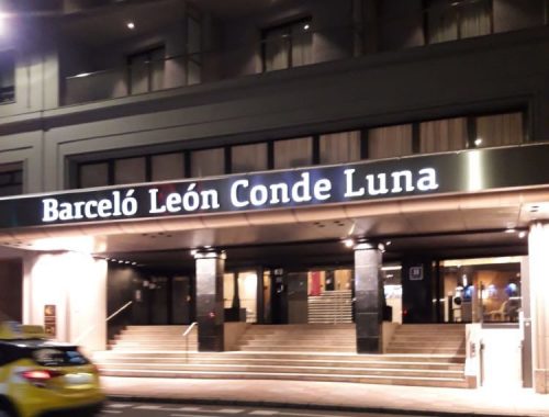Rótulo Barceló Conde Luna Marquesina hotel